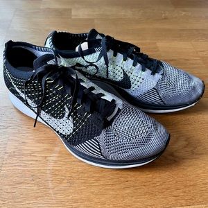 Nike Flyknit Racer Volt, Size 11